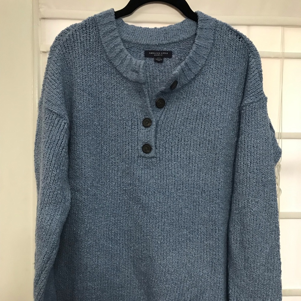 American Eagle sweater
